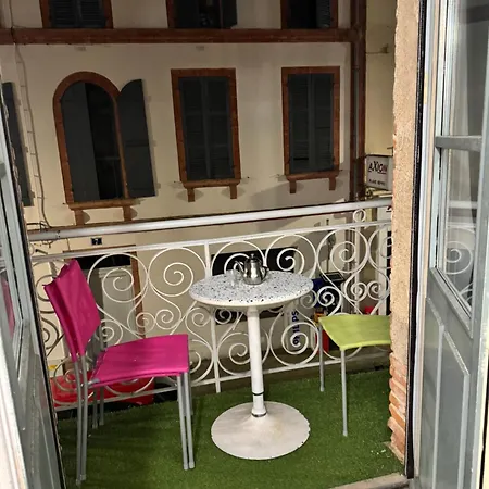Apparemment Cosy Et Chaleureux Apartment Montauban Exterior photo